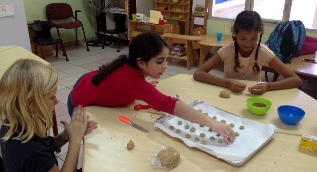 Baking Pepernoten is almost therapeutical for kids during crazy December